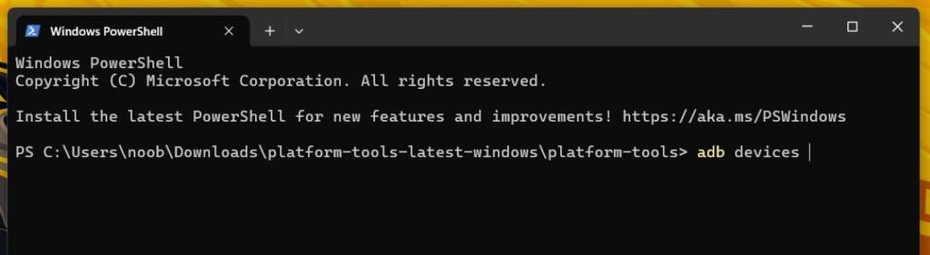 Digite dispositivos ADB no Terminal Windows para verificar a lista de dispositivos conectados