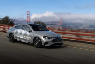 Mercedes-Benz Almeja a Tesla com o MB.Drive Assist Pro para Condução em Cidade