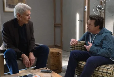 Quem interpreta Indiana Jones em Shrinking? O momento meta de Harrison Ford