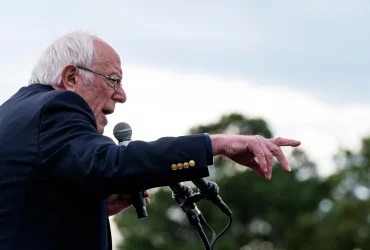 Bernie Sanders Propõe Moratória na Construção de Data Centers de IA