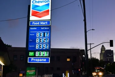 Senadores Democratas Propõem Suspensão do Imposto sobre a Gasolina para Reduzir os Preços nas Bombas