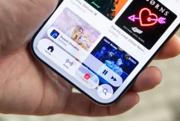 Ramo de Oliveira Incomum da Apple aos Críticos do Liquid Glass: Patch do iOS 18