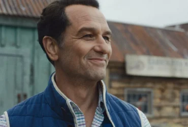 Trailer de Widow's Bay: Matthew Rhys em Comédia de Terror Assustadora 29 de Abril
