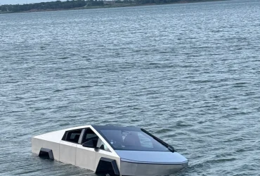 Proprietário de Cybertruck Preso Após Dirigir para o Lago para Testar o 'Modo de Travessia'
